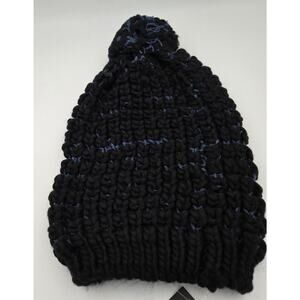 Tahari Black and Blue Pearl Knit Slouchy Hat with Pom on Top NEW WITH TAGS